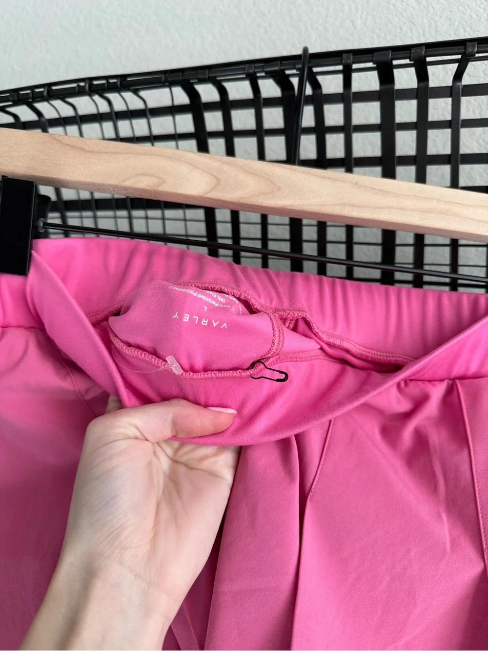 Varley Chase Mid-Rise Skort - Picture 3 of 5
